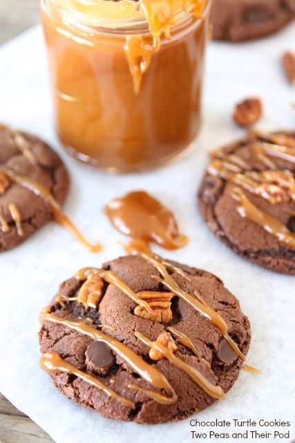 Chocolate Turtle Cookies with a drizzle of salted caramel sauce! Recipe on www.twopeasandtheirpod.com These cookies are divine! Chocolate Turtle Cookies, Turtle Cookies Recipe, Chocolate Turtle, Turtle Cookies, Chocolate Turtles, Caramel Drizzle, Salted Caramel Sauce, Caramel Sauce, Cookie Desserts