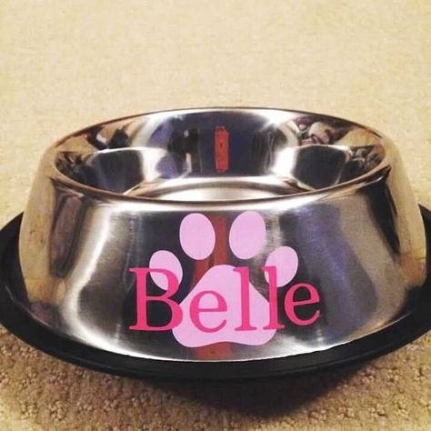 Custom Dog Bowls, Personalized Dog Bowls, Pet Dish, Pet Items, Dog Rooms, Dog Projects, Dog Christmas Gifts, Monogram Decal, Animal Projects