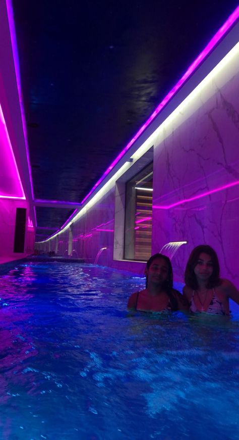 Purple Swimming Pool, Purple Pool Aesthetic, Indoor Swimming Pool Aesthetic, Night Swimming Aesthetic Pool, Indoor Pool Aesthetic, Purple Pool, Pool Patio Decor, Cyberpunk Dystopia, Backyard Pool House