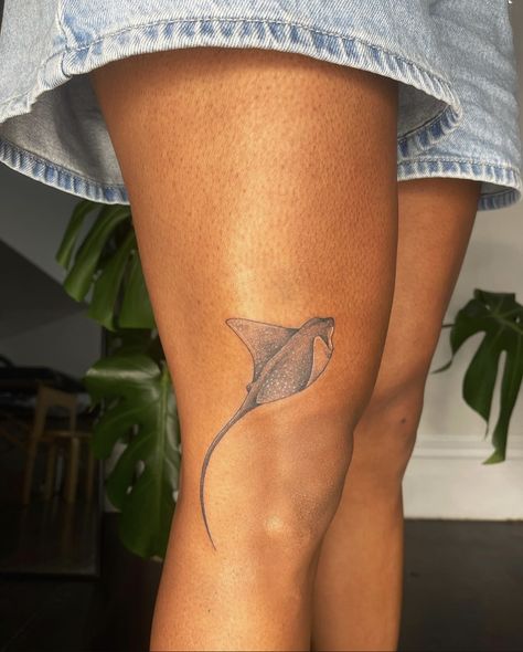 Two Manta Rays Tattoo, Sting Ray Tattoo Ideas, Sting Ray Tattoo Design, Spotted Eagle Ray Tattoo, Eagle Ray Tattoo, Sting Ray Tattoo, Mantaray Tattoo, Back Of Elbow Tattoo, Ocean Themed Tattoos