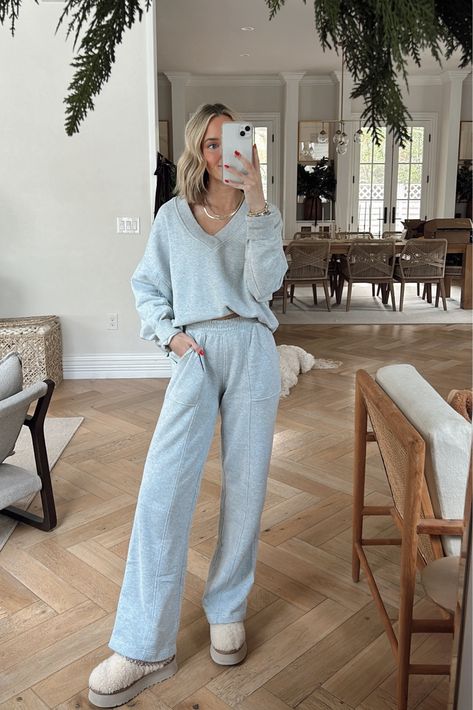 Aerie House Party Skater Pant curated on LTK Emily Travis, Minimalist Wardrobe Capsule, Skater Pants, Mobile Web, Minimalist Wardrobe, House Party, Capsule Wardrobe, Influencer, Pajamas