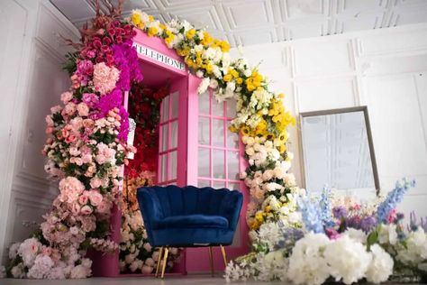 Peerspace Design Ideas, Peerspace Ideas, British Telephone Booth, Fashion Photoshoot Ideas, Vision Ideas, Maroon Walls, Wow Mom, Shower Tips, Gorgeous Fireplaces