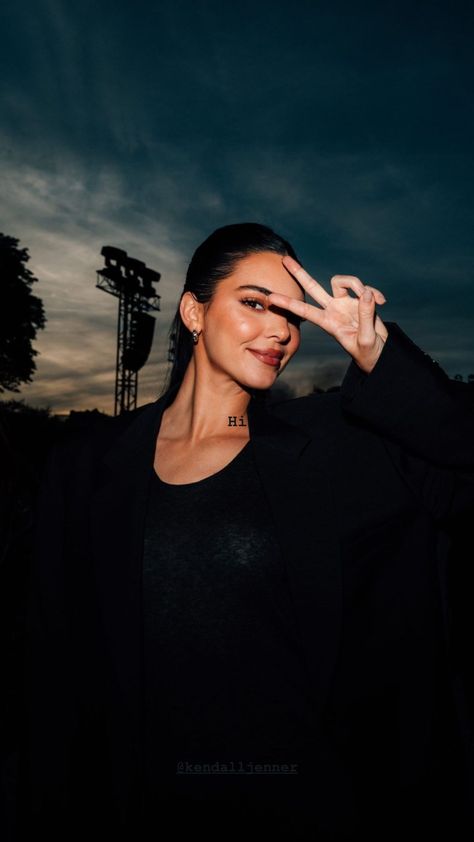 Kendall Jenner Wallpaper, Kendall Jenner Pics, Kendall Jenner Aesthetic, Kendall Jenner Modeling, Kendall Jenner Icons, Kendall Jenner Face, Trajes Kylie Jenner, Kendall Jenner Photos, Kendall Style