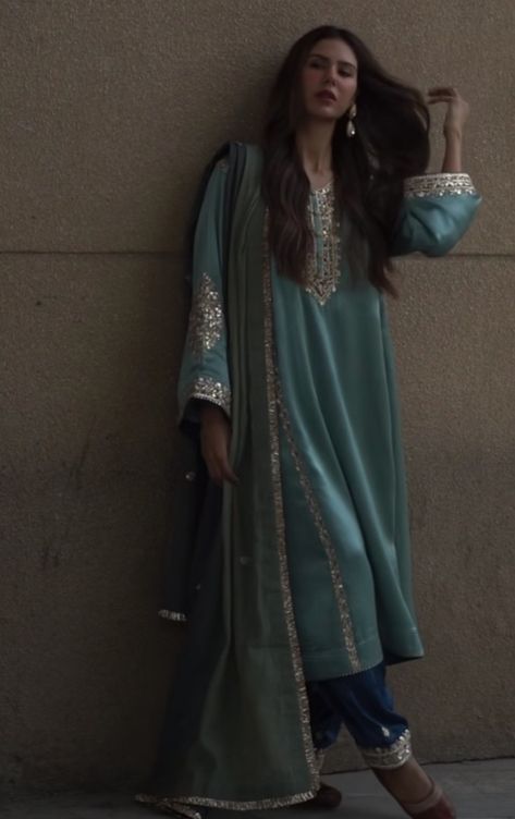 Elegant Indian Suits, Velvet Anarkali, Sonam Bajwa, Eid Looks, Desi Attire, Ethnic Suit, Traditional Indian Dress, Casual Indian Fashion, Prom Inspo