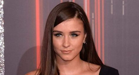 Actress Brooke Vincent Height, Weight, Measurements, Bra Size, Wiki, Biography Details. Brooke Vincent is a British Actress. She works in British-American Movies & Television Shows. She rose to fame through her acted Television shows such as Celebrity Catchphrase, Dancing on Ice, Blankety Blank, Tipping Point: Lucky Stars, I’m A Celebrity Get Me Out Of Here:... Blankety Blank, Blue Natural Hair, Brooke Vincent, American Movies, Dancing On Ice, Nia Long, Tipping Point, High Cheekbones, British American