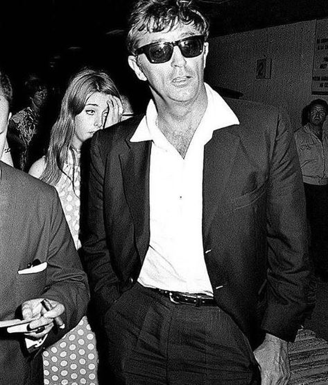 Robert Mitchum, 1967 Robert Mitchum, Actors Male, Classic Movie Stars, Actrices Hollywood, Great Films, Hollywood Star, Hollywood Actor, Bw Photo, Vintage Hollywood