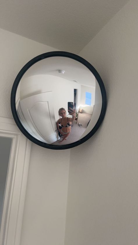 Bubble Mirror Selfie, Bubble Mirror In Room, Security Mirror, Bubble Mirror, Blob Mirror, Mirror Decor Ideas, Circle Mirror, Mirror Round, Black Industrial