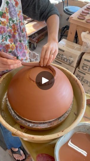 1K views · 167 reactions | Large bowl in process. 
I am using a plaster bowl mold to shape this big beauty. I have made several at this point and learned quickly that dusting with corn starch is KEY to getting the clay to slide off once it’s dry. 

#kilnedwithkindness #clay #clayart #pottery #functional #kitchendecor | Summer Brendlinger Pottery Functional, 1k Views, Large Bowl, Corn Starch, Clay Art, Corn, Kitchen Decor, Bowl, Key