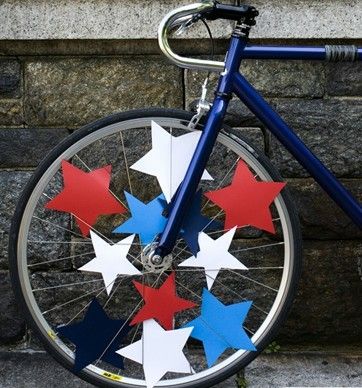 Bike Parade Ideas, 4th Of July Bike Parade, Bike Dress, Bicycle Party, Golf Cart Decorations, Fourth Of July Parade, Bike Parade, Parade Float Ideas, Bike Decorations