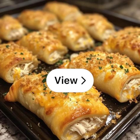 Lemon8 · 🥐 Chicken Crescent Roll Bundles 🐔 · @🩷Mihav ميهاف Chicken Crescent Rolls, Chicken Crescent, Crescent Roll, Buffalo Sauce, Broccoli Florets, Easy Dinners, Crescent Rolls, Yummy Recipes, Meat Recipes