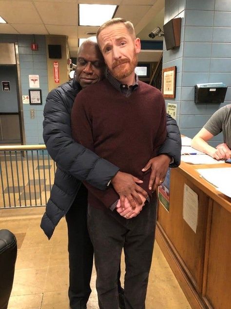 Kevin Brooklyn 99, Holt And Kevin, B99 Icons, Brooklyn 99 Cast, Andre Braugher, Brooklyn Nine Nine Funny, Gina Linetti, Brooklyn 9 9, Andy Samberg