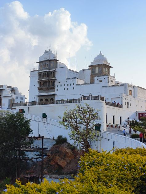 Monsoon Palace Udaipur, Sajjangarh Udaipur, Udaipur Palace, Fake Snapchat, Snapchat Story, Udaipur, Snapchat Stories, Scrapbook Journal, Palace