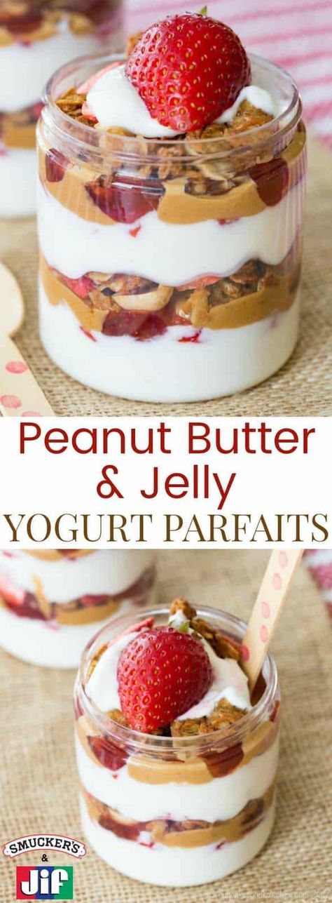 Everyday Breakfast, Yogurt Parfaits, Breakfast Recipes Easy Quick, Breakfast Fruit, Fruit Spread, Parfait Breakfast, Fruit Parfait, Parfait Recipes, Greek Yogurt Recipes