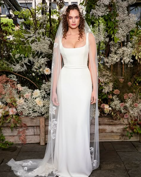 Alexandra Grecco Alexandra Grecco Bridal, Looks Hippie, Making A Wedding Dress, Alexandra Grecco, Dresses Fall, Wedding Dresses With Straps, White Wedding Dress, Wedding Aesthetic, Cloud Nine