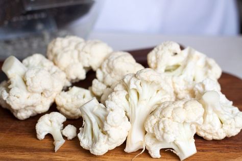 How To Store Cauliflower So It Stays As Fresh As Possible How To Store Cauliflower, How To Store Cauliflower In Fridge, Keto Mashed Potatoes, Whipped Cauliflower, Southern Living Plant Collection, Breakfast Party Foods, Easy Dinner Casseroles, Breakfast Party, Quick Easy Dinner