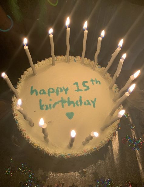 Birthday Cake With Lots Of Candles, Sea Header, Cake Hbd, 15th Birthday Cake, Goals 2025, 22nd Birthday Cakes, 15 Candles, 15th Birthday Cakes, Insta Famous