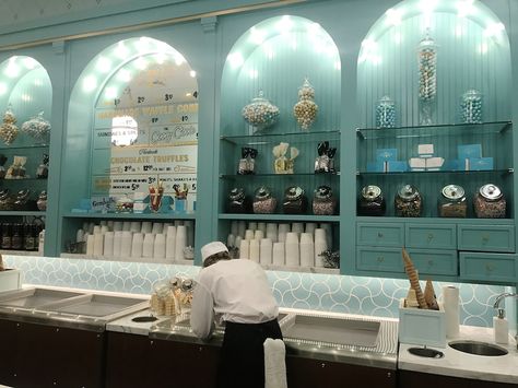 Magic Kingdom Restaurants, Milkshake Shop, Indoor Waterfall Wall, Mansion Rooms, Juice Bar Design, Cake Smash Inspiration, Old Fashioned Ice Cream, Soda Bar, Bakery Design Interior