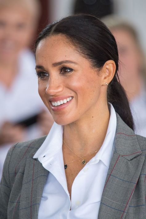 Meghan Markle Jewelry, Estilo Meghan Markle, Meghan Markle Photos, Natalie Marie, Duchess Meghan, Princess Meghan, Prince Harry And Megan, Meghan Markle Style, Royal Family News