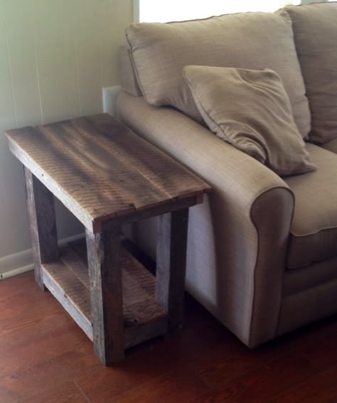 Barn wood end table I built from an old barn in my field   Here's what it looks like next to the couch. Barn Board Projects, Wood Furniture Plans, Barnwood Furniture, Woodworking Projects Furniture, Barn Wood Projects, Old Barn Wood, Reclaimed Wood Projects, Barn Board, Reclaimed Wood Furniture