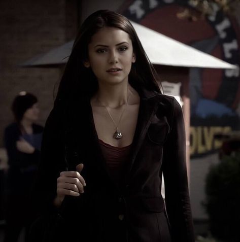 Vampire Diaries Season 1, Nina Dobrev Vampire Diaries, The Vampire Diaries 3, Vampire Diaries Seasons, Vampires And Werewolves, Katherine Pierce, Stefan Salvatore, Elena Gilbert, The Vampire Diaries