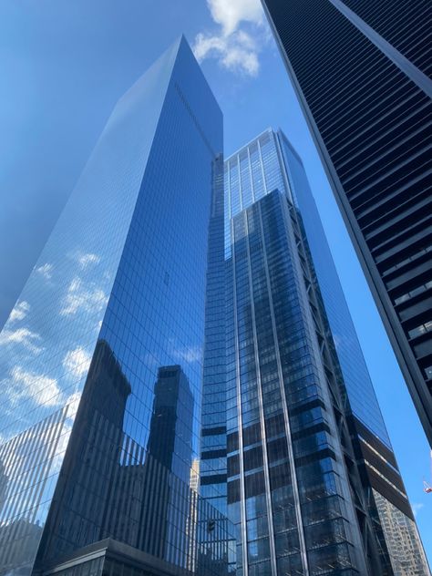 Clouds on skyscrapers, aesthetic new york, view Skyscrapers Aesthetic, Skyscraper Aesthetic, Photo Series Ideas, Nyc Skyscrapers, New York Skyscrapers, Skyscraper New York, New York City Images, New York View, City Images