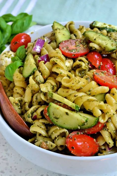 Pesto Salad, Fusilli Pasta, Pesto Pasta Salad, Homemade Pesto, Toasted Pine Nuts, English Cucumber, Spanish Onion, Light Dinner, Pesto Sauce