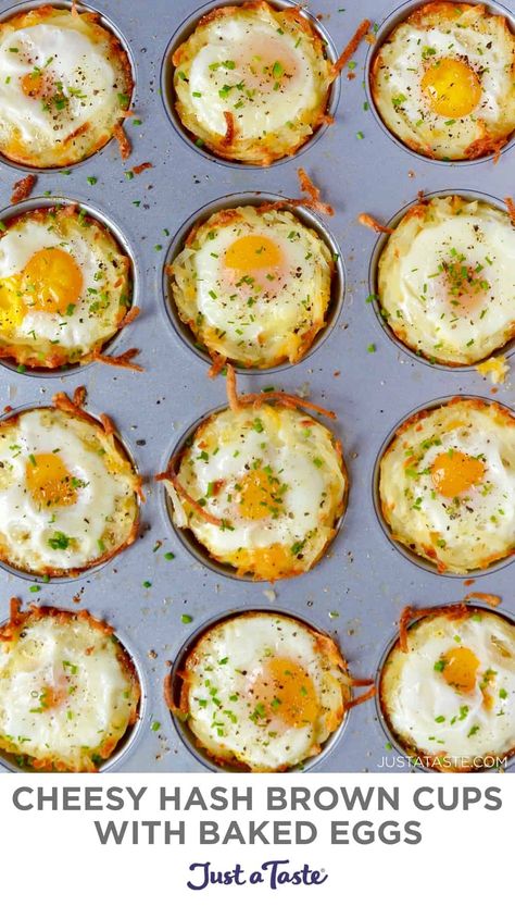 Cheesy Hash Brown Cups with Baked Eggs take minutes to make and are also freezer-friendly! You only need 4 ingredients for this breakfast recipe that can be customized with your choice of cheese, veggies or other mix-ins (hello, bacon!). #justatasterecipes Hash Brown Muffins, Hash Brown Breakfast Cups, Hash Brown Egg Cups, Hash Brown Cups, Egg Cups Breakfast, Baked Eggs Recipe, Cheesy Hashbrowns, Breakfast Hashbrowns, Vegan Muffins