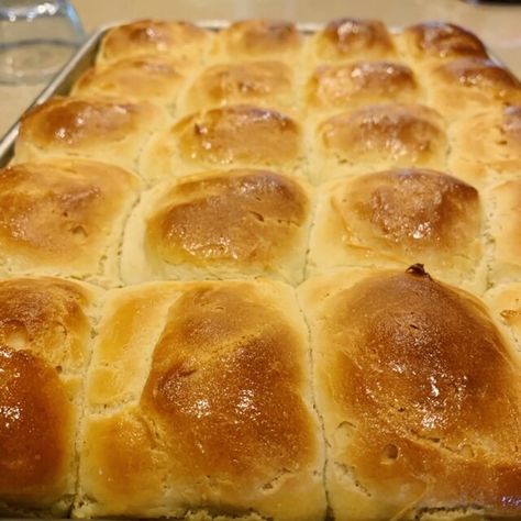 Gluten Free Hawaiian Sweet Rolls, Gf Hawaiian Rolls, Newlywed Recipes, Gluten Free Hawaiian Rolls, Gf Rolls, Chef Alina, Luau Recipes, Gluten Free Rolls, Gf Meals