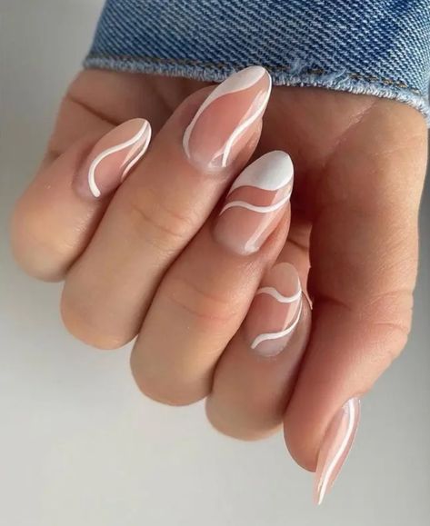 nude nails Acrylic Nail Designs Round Shape, Short Oval Nails Designs, Short Oval Nail Designs, White Oval Nails, Long Oval Nails, Line Nail Designs, Oval Acrylic Nails, Short Oval Nails, Oval Nail