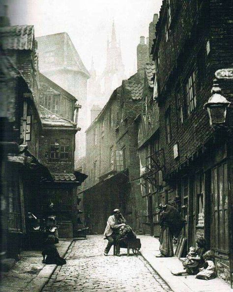 London, 1890 Black Gate, Victorian Street, 19th Century London, Victorian London, London Aesthetic, London History, Grand Homes, Old London, London Street