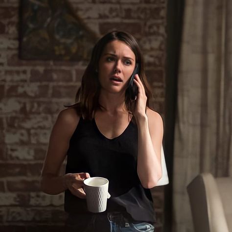 Mozhan Marnò, Elizabeth Keen, Megan Boone, Family Stock Photo, James Spader, The Blacklist, New Photos, Sneak Peek, Aesthetic Girl