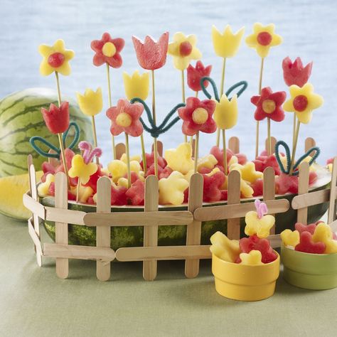 You searched for - Page 3 of 6 - Watermelon Board Watermelon Dessert, Edible Fruit Arrangements, Melon Recipes, Watermelon Flower, Deco Fruit, Fruit Kebabs, Fruit Creations, Garden Centerpiece, Watermelon Carving