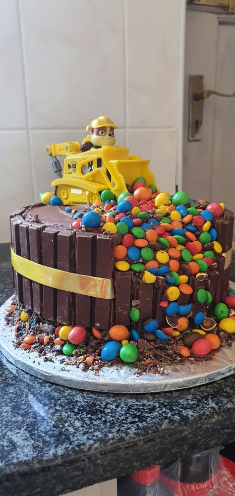 Rubble Construction Cake, Paw Patrol Construction Cake, Rubble And Crew Party, Rubble And Crew Birthday Cake, Rubble Birthday Cake, Rubble And Crew Birthday, Rubble Birthday Party, Rubble Paw Patrol Cake, Rubble Birthday