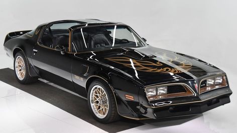 1977 Trans Am, Bandit Trans Am, Classic Camaro, Collector Cars For Sale, Pontiac Trans Am, Smokey And The Bandit, Dream Future, Gm Car, Pontiac Firebird Trans Am