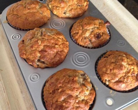 Banana Oat and Raisin Muffins Oatmeal Raisin Muffins, Banana Oatmeal Muffins Healthy, Raisin Oatmeal, Raisin Muffins, Banana Oatmeal Muffins, Ham Glaze Recipe, Applesauce Muffins, Banana Oat Muffins, Banana Muffin Recipe