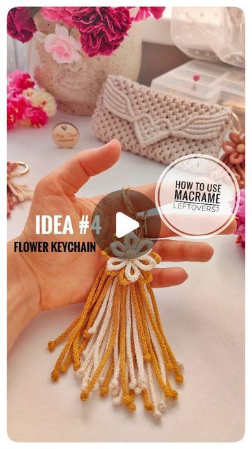 How To Make A Macrame Flower, Macrame Gift Ideas, Macrame Flower Keychain, Flower Keychain, Macrame Keychain, Macrame Ideas, Macrame Tutorial, Handmade Macrame, Flea Markets