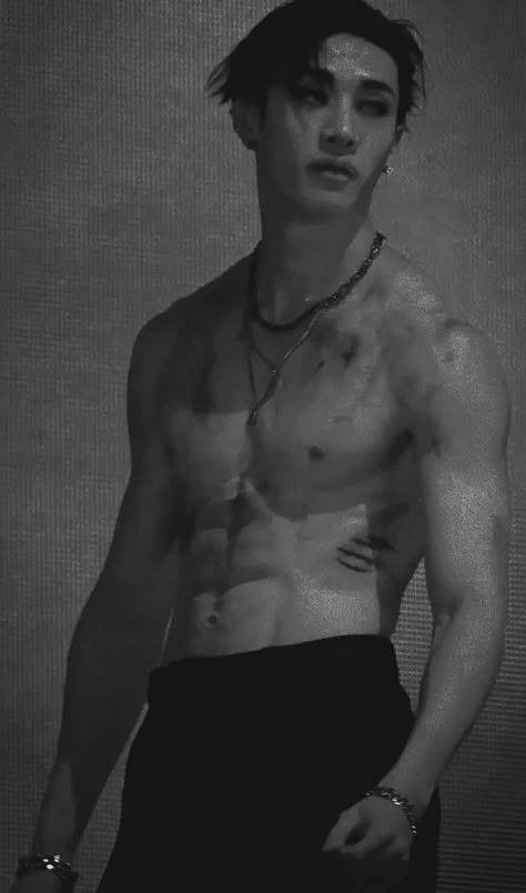 #bangchan #christopherbang #dominATE Bangchan Sleeveless, Chan Muscles, Bangchan Shirtless Pics, Hot Bangchan, Bangchan Hot Daddy, Bangchan Icons, Rockstar Aesthetic, Dream Husband, Hot Abs