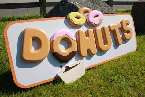 Coffee Shop Signage, Creative Photo Gifts, 3d Donut, Donut Sign, Donut Signs, Art Competition Ideas, Donut Display, Channel Letter Signs, Led Sign Board