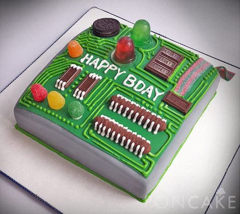 poncake circuit board cake | Circuit Cake - Torta de Circuito Circuit Board Cake, Engineering Graduation, Computer Cake, Husband Birthday, Cakes For Boys, Photo Cake, Cute Cakes, Cake Inspiration, Cupcake Cookies