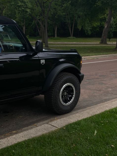 Black bronco, soft top, 2023, black Bronco Top Off, Black Bronco Aesthetic, Bronco Soft Top, Bronco Aesthetic, Black Bronco, Bronco Black, Bronco Car, Big Bend, Car Culture