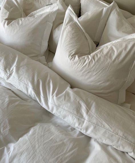 White Sheets, How To Wake Up Early, New Energy, Fresh And Clean, Bedroom Inspo, White Aesthetic, Dream Room, Future House, White Linen