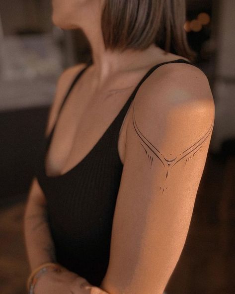 Star Moon Sun Tattoo, Handpoke Tattoo, Tasteful Tattoos, Petite Tattoos, Spine Tattoos For Women, Shoulder Tattoos For Women, Classy Tattoos, Discreet Tattoos, Subtle Tattoos