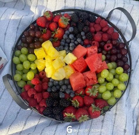 Food Therapy, Healthy Food Motivation, Healthy Lifestyle Food, Beauty Standards, Authentic Self, Food Obsession, Healthy Snacks Recipes, Pretty Food, Fruit Bowl