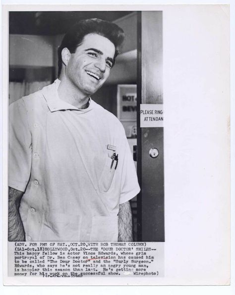 Vince Edwards 1962 Ben Casey Candid Original 8x10 Portrait Vince Edwards, Dr Kildare, Ben Casey, Karen Steele, Casey Kasem, Suzanne Pleshette, Maureen O'sullivan, Mitzi Gaynor, Donald O'connor