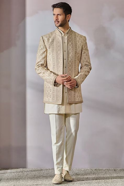 Ivory Raw Silk Embroidered Bandhgala Set Design by Tarun Tahiliani Men at Pernia's Pop Up Shop 2024 Tarun Tahiliani Menswear Sherwani, Embroidered Bandhgala, Wedding Kurta For Men, Wedding Kurta, Kurta For Men, Pakistani Bridal Dresses, Indian Couture, Tarun Tahiliani, Couture Week