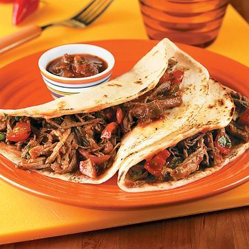 Cooking Chuck Roast, Mexican Pot Roast, Roast Beef Tacos, Roast Tacos, Taco Dinner Recipes, Pot Roast Beef, Chipotle Tacos, Leftover Pot Roast, Shredded Beef Tacos