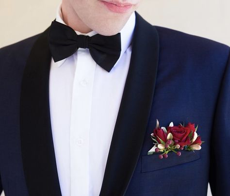 Red Boutonniere, Pocket Flowers, Prom Corsage And Boutonniere, Boutonnieres Prom, Pocket Square Styles, School Formal, White Boutonniere, Pocket Square Wedding, Vietnamese Wedding