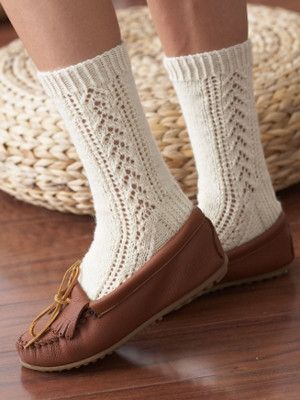 Darling Lace Socks | AllFreeKnitting.com Sock It To Me, Handmade Socks, Hand Knit Socks, Sock Knitting Patterns, Knitted Socks, Lace Socks, Free Socks, Knitting Supplies, Knitted Slippers