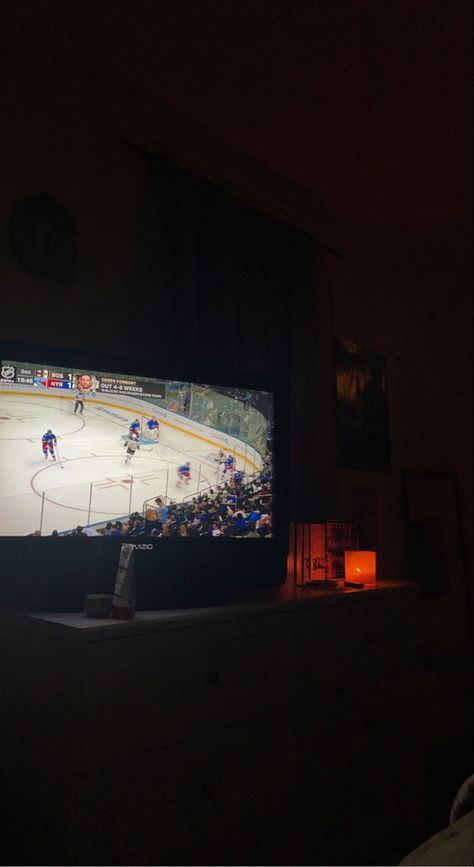 Late nights watching hockey 💙❤️ Watching Hockey Aesthetic, Watching Sports Aesthetic, Hockey Senior Night, Hockey Aesthetic, Rangers Game, Slap Shot, College Hockey, Nhl Playoffs, Hockey Season