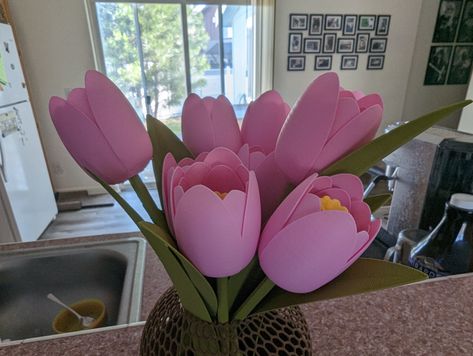 Bouquet Of Tulips by MiMa3D - MakerWorld Garden Centerpiece, 3d Printing Projects, Tulips Flowers, Flowers And Leaves, Creative Process, Flower Vases, Flowers Bouquet, Tulips, 3d Printing